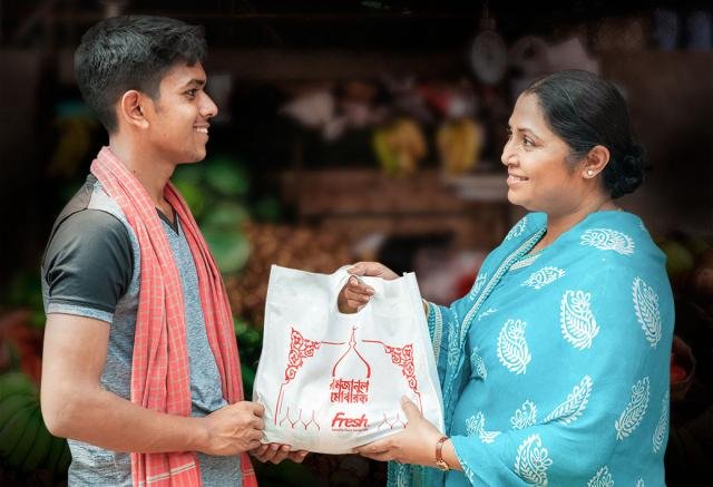 পবিত্র রমজানে সুবিধাবঞ্চিত মানুষের পাশে ফ্রেশ