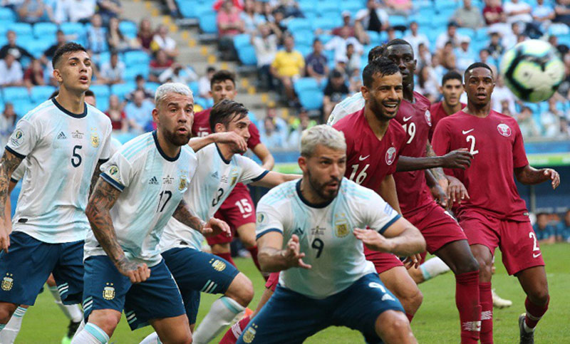 কাতারকে হারিয়ে কোয়ার্টার ফাইনালে আর্জেন্টিনা