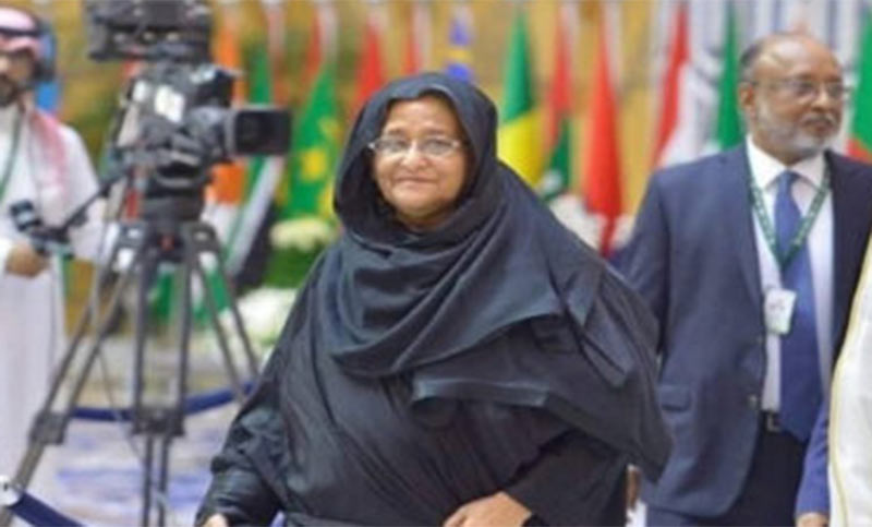 মদিনায় প্রধানমন্ত্রী, মহানবীর রওজা জিয়ারত করবেন আজ