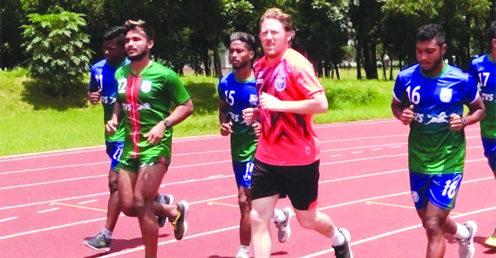 এক পয়েন্ট পেলেই আবাহনীর ইতিহাস