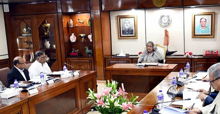 বিদেশ যাওয়ার ক্ষেত্রে সতর্কতার আহ্বান প্রধানমন্ত্রীর