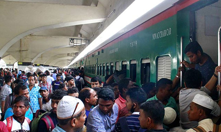 ট্রেনে ঈদযাত্রা আজ শুরু