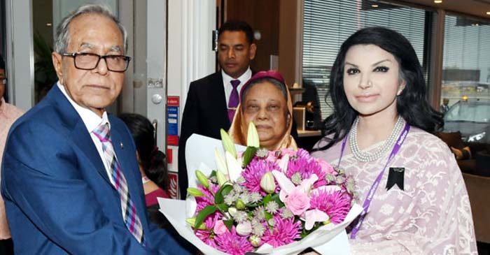 লন্ডন পৌঁছেছেন রাষ্ট্রপতি