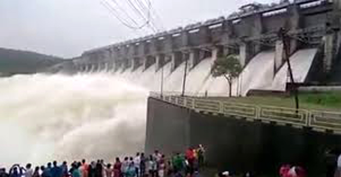 ফারাক্কার সব গেট খুলে দিলো ভারত