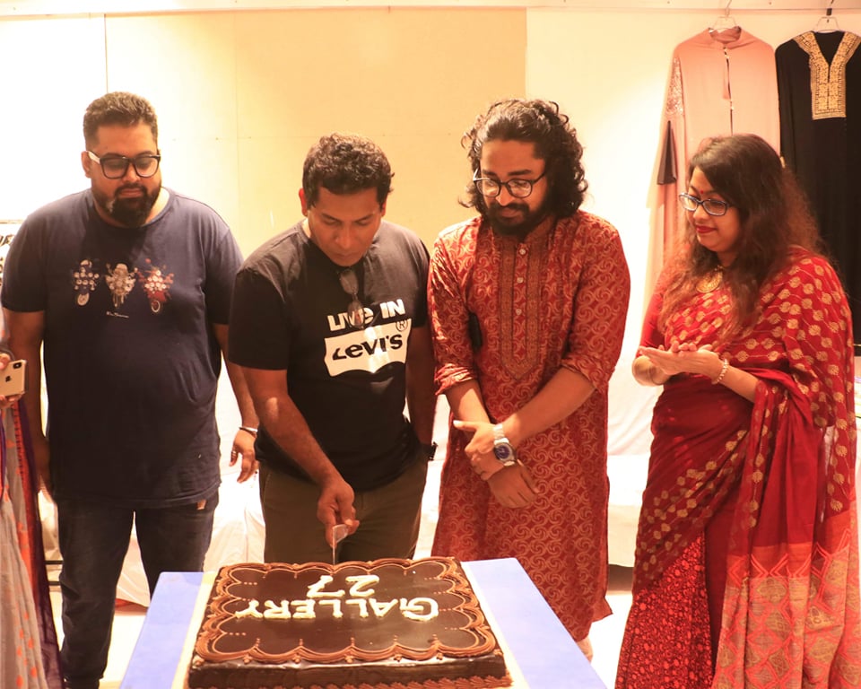 গ্যালারি টুয়েন্টি সেভেন এর উদ্বোধন করলেন মোশাররফ করিম